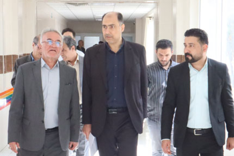 بازدید دکتر عبدلی نماینده مردم در مجلس شورای اسلامی از بیمارستان فاطمیه بادرود 