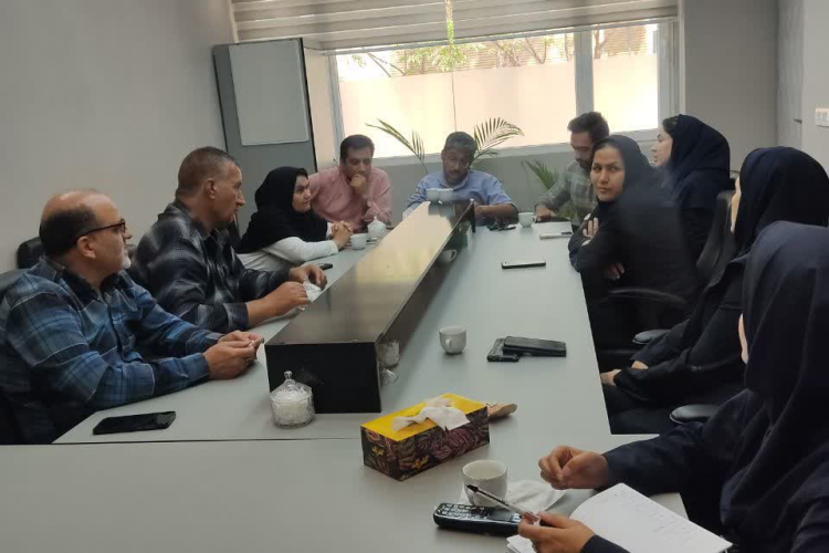 جلسه مدیران داخلی و پرستاری بیمارستان با سوپروایزرین و سرپرستاران