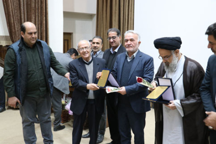 مراسم تجلیل از خیرین سلامت بیمارستان فاطمیه بادرود