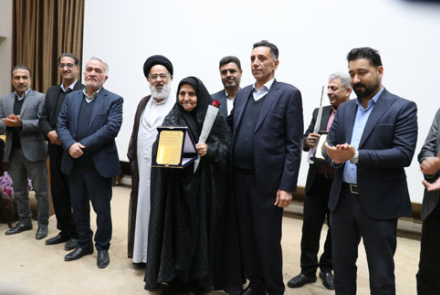 مراسم تجلیل از خیرین سلامت بیمارستان فاطمیه بادرود