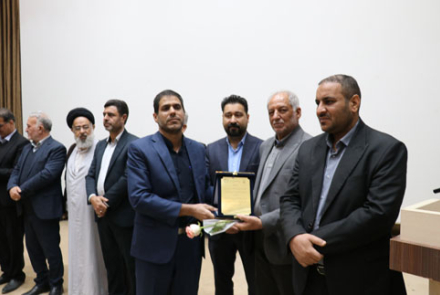 مراسم تجلیل از خیرین سلامت بیمارستان فاطمیه بادرود