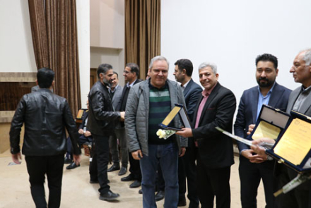 مراسم تجلیل از خیرین سلامت بیمارستان فاطمیه بادرود