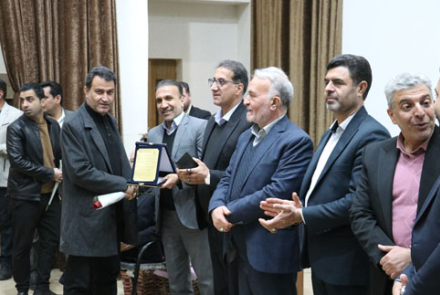 مراسم تجلیل از خیرین سلامت بیمارستان فاطمیه بادرود