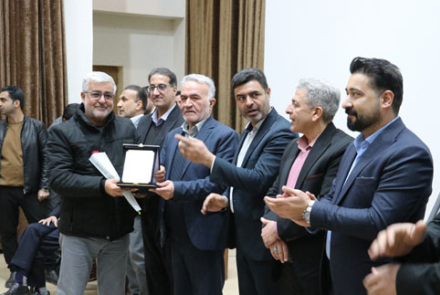 مراسم تجلیل از خیرین سلامت بیمارستان فاطمیه بادرود