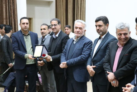 مراسم تجلیل از خیرین سلامت بیمارستان فاطمیه بادرود