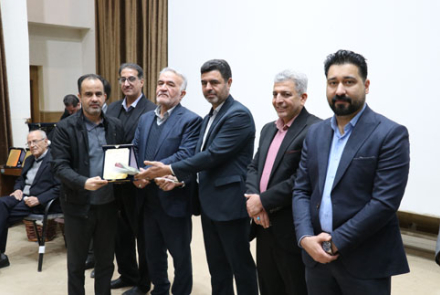 مراسم تجلیل از خیرین سلامت بیمارستان فاطمیه بادرود