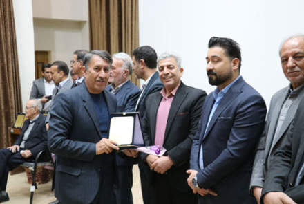 مراسم تجلیل از خیرین سلامت بیمارستان فاطمیه بادرود