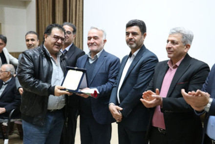 مراسم تجلیل از خیرین سلامت بیمارستان فاطمیه بادرود