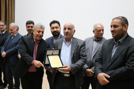  مراسم تجلیل از خیرین سلامت بیمارستان فاطمیه بادرود