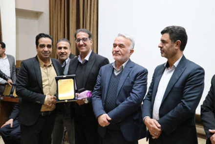  مراسم تجلیل از خیرین سلامت بیمارستان فاطمیه بادرود