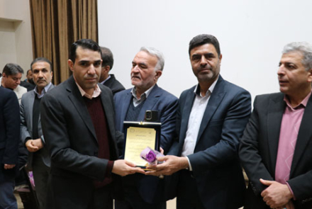 مراسم تجلیل از خیرین سلامت بیمارستان فاطمیه بادرود