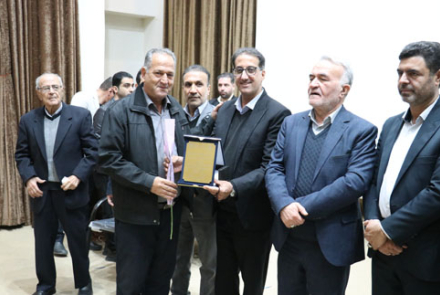 مراسم تجلیل از خیرین سلامت بیمارستان فاطمیه بادرود