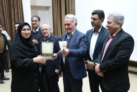 مراسم تجلیل از خیرین سلامت بیمارستان فاطمیه بادرود