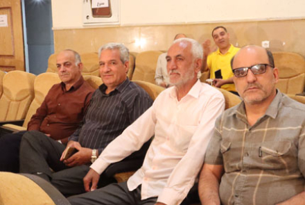 حکم ریاست بیمارستان فاطمیه بادرود از طرف دکترشیرانی باحضور مسئولین استانی و منطقه ای، درسینمافرهنگ بادرود به #دکترزاهدی اعطاء گردید.