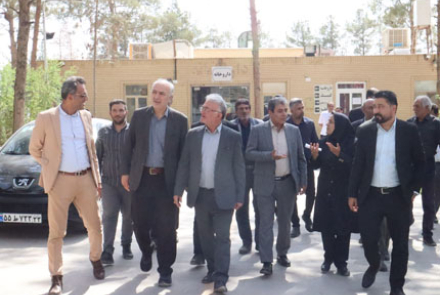 بازدید دکتر عبدلی نماینده مردم در مجلس شورای اسلامی از بیمارستان فاطمیه بادرود 