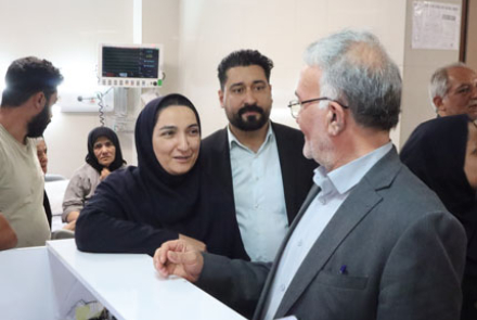 بازدید دکتر عبدلی نماینده مردم در مجلس شورای اسلامی از بیمارستان فاطمیه بادرود 