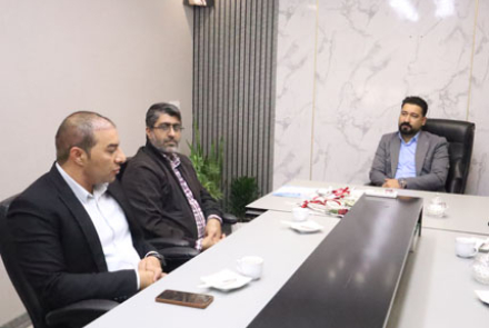  مراسم تقدیر از حسابداران بیمارستان فاطمیه بادرود 