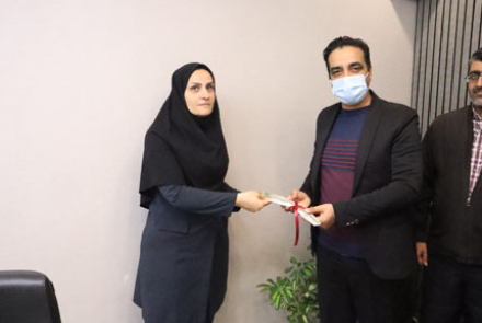  مراسم تقدیر از حسابداران بیمارستان فاطمیه بادرود 