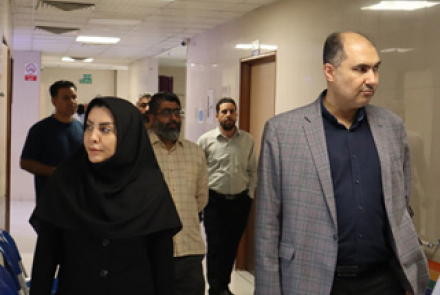 بازدید مدیر دفتر ریاست به همراه مدیر پرستاری دانشگاه علوم پزشکی اصفهان از بیمارستان فاطمیه بادرود