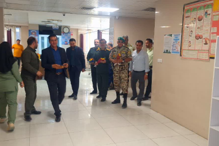 تجلیل از پرستاران بیمارستان فاطمیه بادرود توسط نیروی نظامی ، انتظامی و بسیجیان