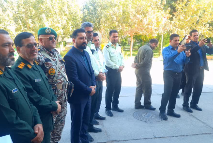 تجلیل از پرستاران بیمارستان فاطمیه بادرود توسط نیروی نظامی ، انتظامی و بسیجیان