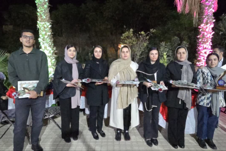 تجلیل از پرستاران بیمارستان بادرودونطنز در باغ دکتر محققی