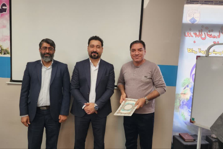 نشست صمیمی ریاست بیمارستان فاطمیه بادرود با خبرنگاران و فعالان فضای مجازی