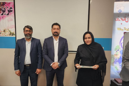 نشست صمیمی ریاست بیمارستان فاطمیه بادرود با خبرنگاران و فعالان فضای مجازی