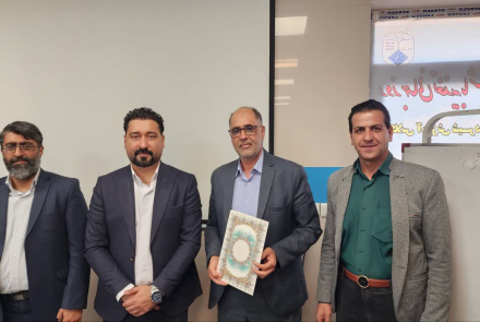 نشست صمیمی ریاست بیمارستان فاطمیه بادرود با خبرنگاران و فعالان فضای مجازی