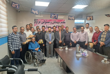 گرامیداشت روز حراست و فناوری اطلاعات در بیمارستان فاطمیه بادرود