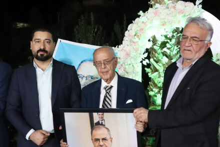  آیین گرامیداشت روز پزشک با حضور مسئولان شهرستان در سرای دکتر حسنعلی محققی برگزار شد.