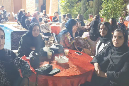 آیین تجلیل از پرستاران بیمارستان فاطمیه بادرود در سرای دکتر حسنعلی محققی برگزار شد.